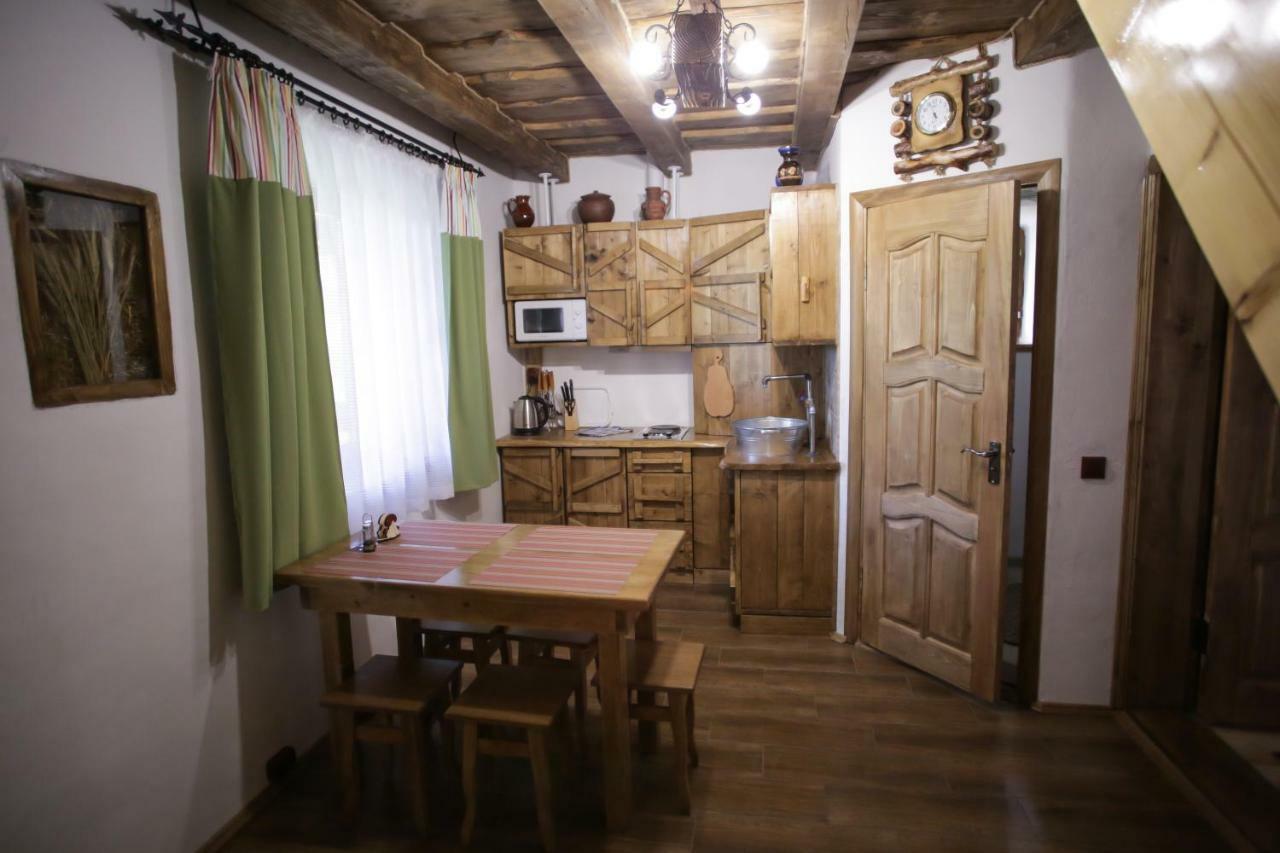 Еко Дім З Соломи Villa Királyfiszállás Kültér fotó